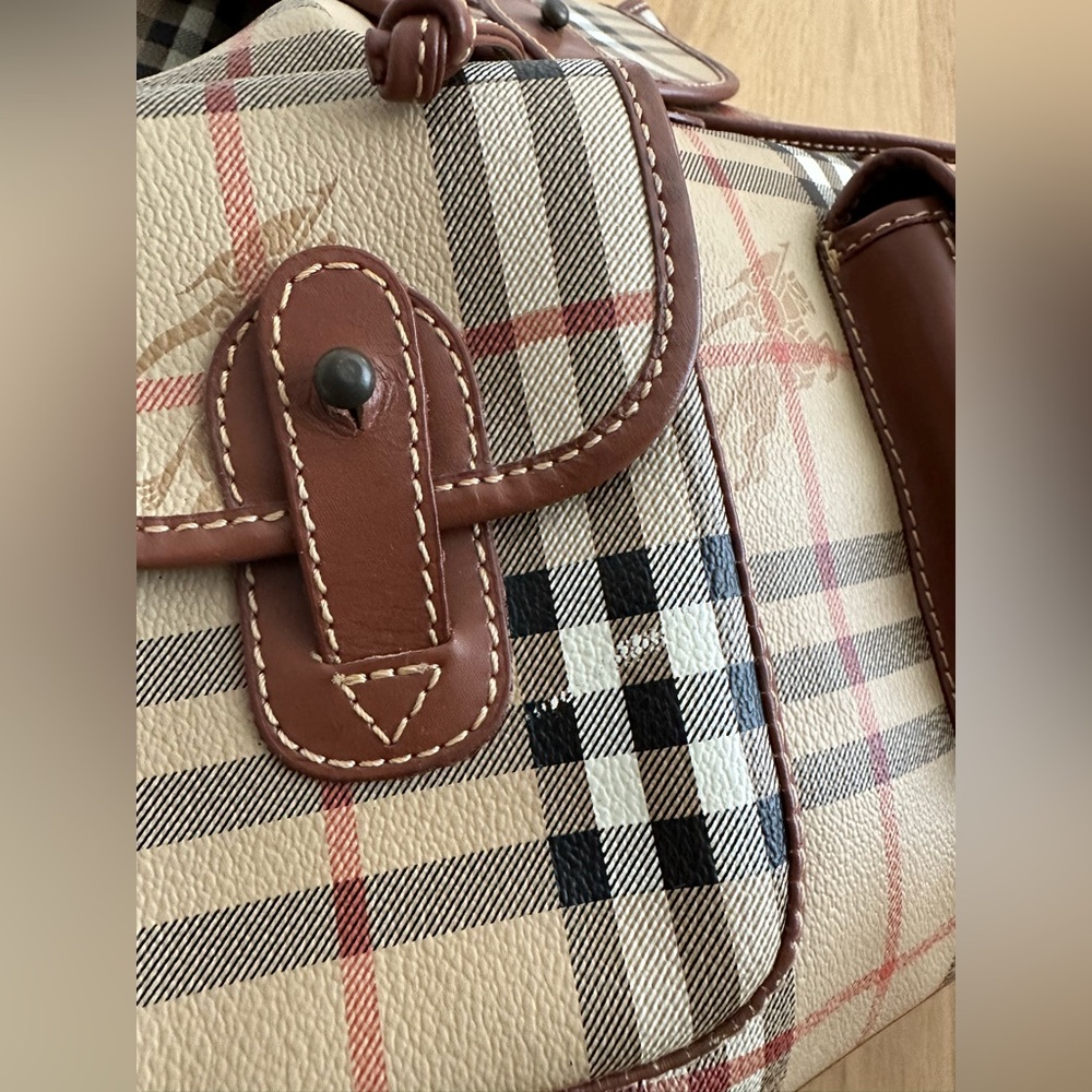 Burberrys Vintage Backpack With COA - Picture 14 of 17